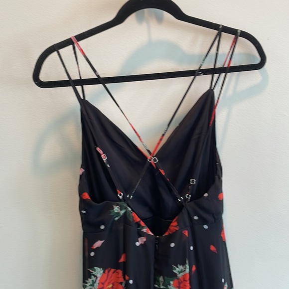 Lulus asymmetric Sz small worn once black dress - Picture 3 of 4